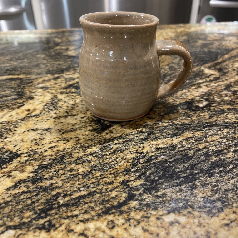 Vintage handmade coffee mug, signed‎ earth tones